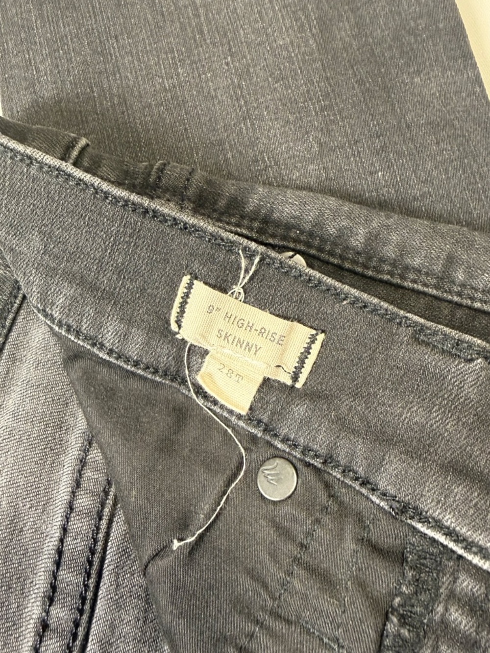 Madewell High-Rise Skinny Jeans Black Distressed Size 28T Tall - Picture 6 of 13